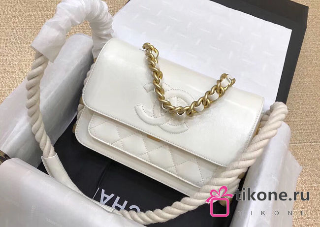 Chanel Handbag 81228L - 1