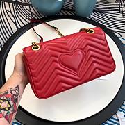 Gucci Marmont matelassé shoulder bag 26cm red - 3