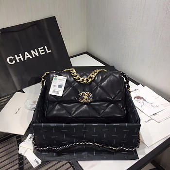 Chanel 19 Black Lambskin Handbag 26x16x9cm