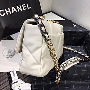 Chanel 19 Beige Lambskin Handbag - 26×16×9cm - 3
