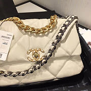 Chanel 19 Beige Lambskin Handbag - 26×16×9cm - 5