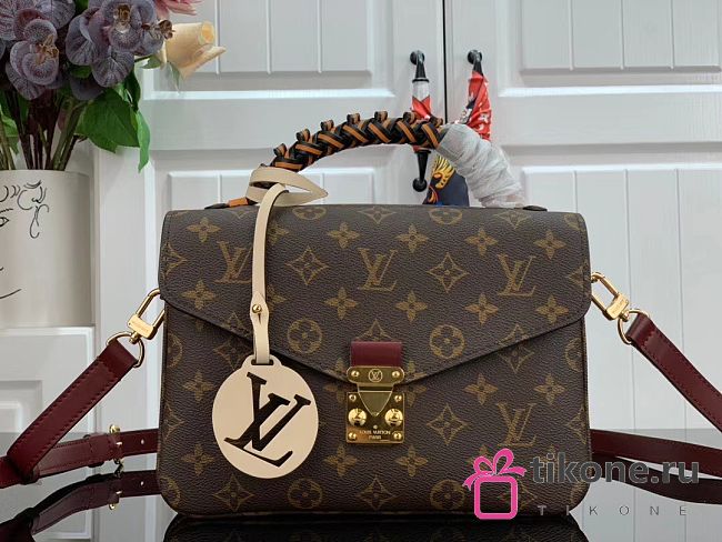 Louis Vuitton POCHETTE METIS M45152 02 - 1