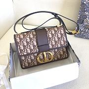 Dior 30 Montaigne  03 - 1