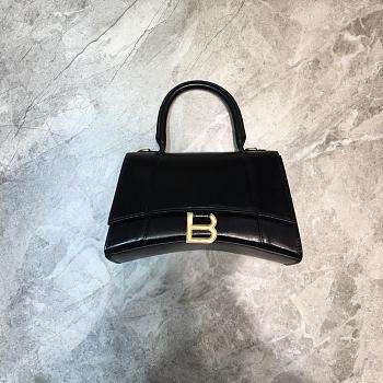 BALENCIAGA HOURGLASS 01