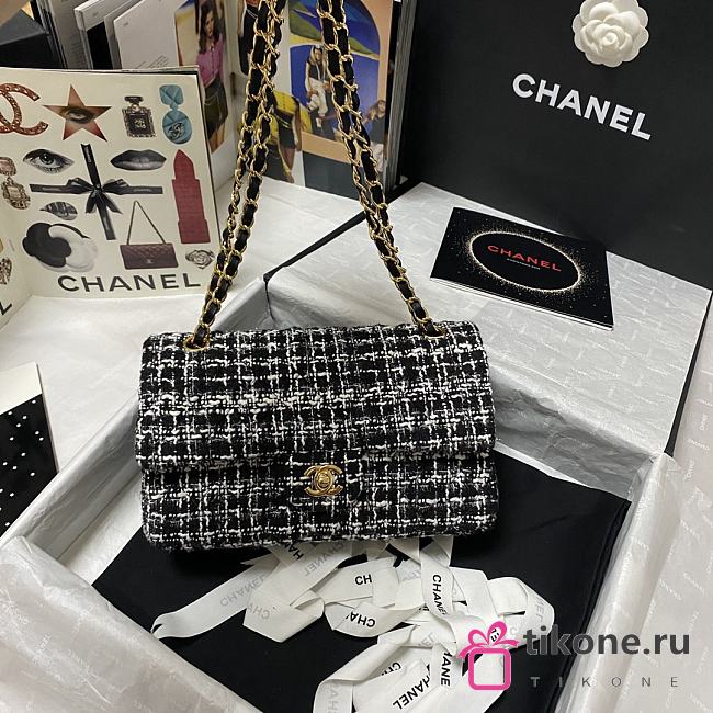 CHANEL FLAP BAG 02 - 1