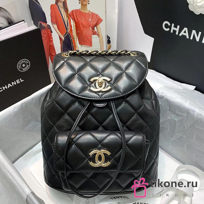 CHANEL BACKPACK IN LAMBSKIN WITH GOLD HARDWARE - 1