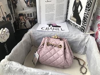 Chanel Bucket Bag AS1802 01