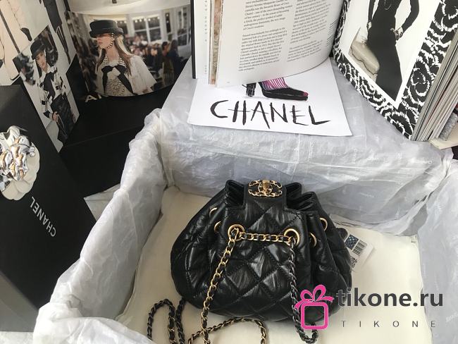 Chanel Bucket Bag AS1802 02 - 1