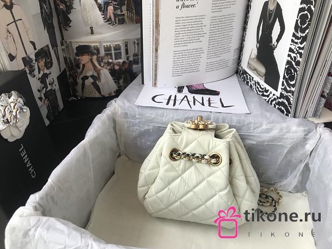 Chanel Bucket Bag AS1802 03 - 1