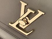 Louis Vuitton LOCKME TENDER M58557 02 - 3