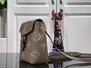 Louis Vuitton TINY BACKPACK M80738PZ 03 - 2