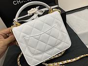 CHANEL Shoulder bag AS8817 02 - 4