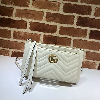 GUCCI GG MARMONT CLUTCH 01