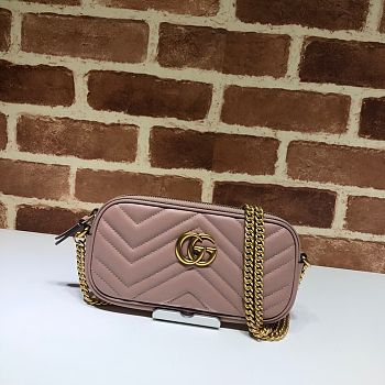 GUCCI GG MARMONT MINI CHAIN BAG 03