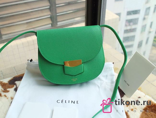 CELINE TROTTEUR 04 - 1