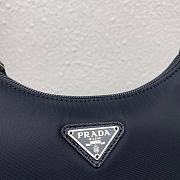 Prada Re-edition 2005 Re Nylon Bag 01 - 6