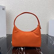 Prada Re-edition 2005 Re Nylon Bag 09 - 2