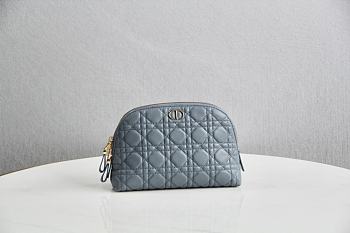 DIOR CARO BEAUTY POUCH 03