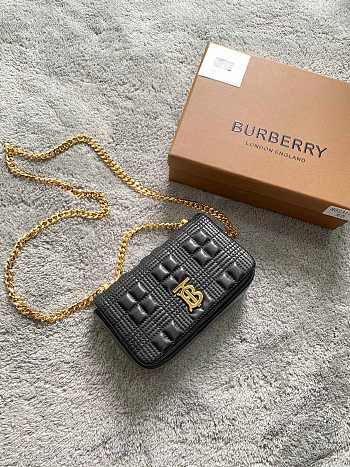 BURBERRY Lola Bag 01