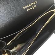 BURBERRY THE BUCKLE 02 - 6