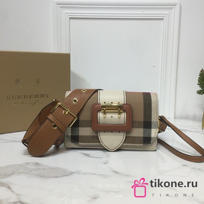 BURBERRY THE BUCKLE 03 - 1