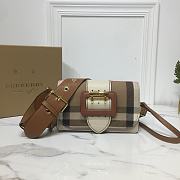 BURBERRY THE BUCKLE 03 - 1