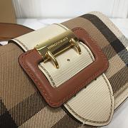 BURBERRY THE BUCKLE 03 - 2