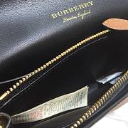 BURBERRY THE BUCKLE 04 - 3