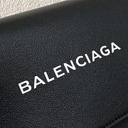 BALENCIAGA Chain Bag - 3