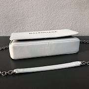 BALENCIAGA Chain Bag 02 - 2