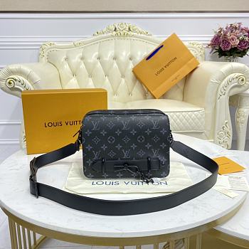 LOUIS VUITTON  STEAMER  MESSENGER