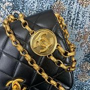 CHANEL FLAP BAG AS2222 01 - 5