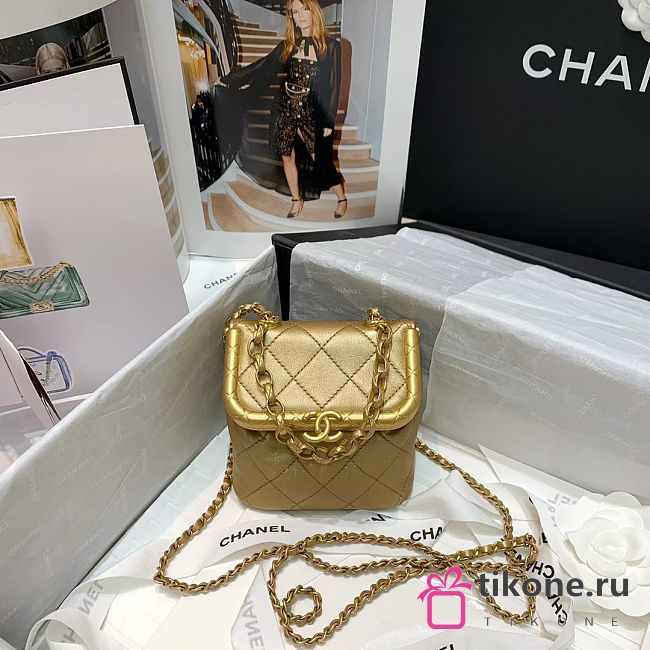 CHANEL SMALL KISS-LOCK BAG 03 - 1