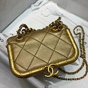 CHANEL SMALL KISS-LOCK BAG 03 - 4