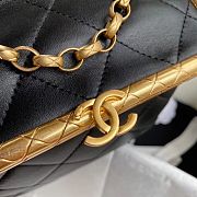 CHANEL  KISS-LOCK BAG 22CM 01 - 6