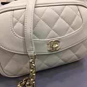 CHANEL Shoulder bag 190419K 02 - 5