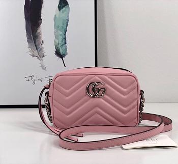 GUCCI GG MARMONT MATELASSE MINI BAG 02