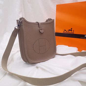 HERMES EVELYNE MINI BAG 02