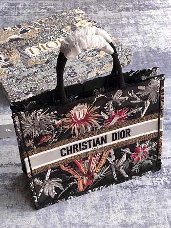 DIOR BOOK TOTE LARGE M1286 025