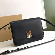 BURBERRY TB KINGDOM Medium Leather BAG 01 - 1