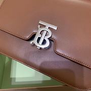 BURBERRY TB KINGDOM Medium Leather BAG 02 - 4