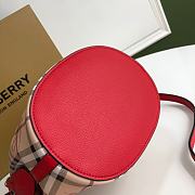 BURBERRY BUCKET BAG 02 - 4