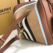 BURBERRY Cube Bag 01 - 5