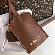 BURBERRY Cube Bag 03 - 4