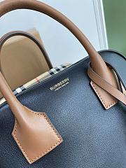 BURBERRY Cube Bag 04 - 2