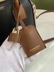 BURBERRY Cube Bag 04 - 4