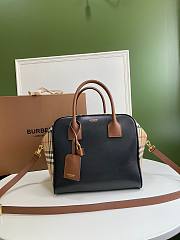 BURBERRY Cube Bag 05 - 1