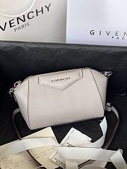 GIVENCHY NANO ANTIGONA 010 - 1