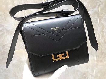 GIVENCHY EDEN BAG 06