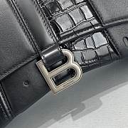 Balenciag Hourglass Multibelt 01 - 3